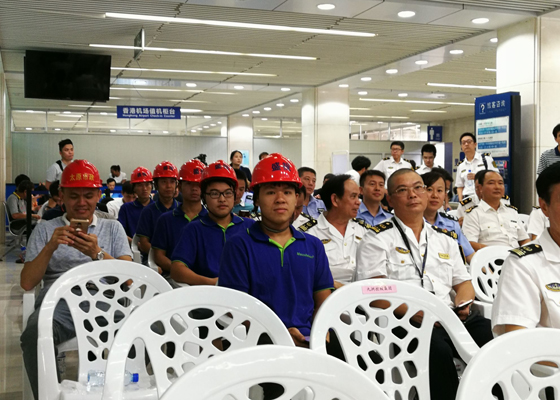 抢修遭台风重创的九洲港口岸，米乐(中国)mile·官方网页版,义不容辞！