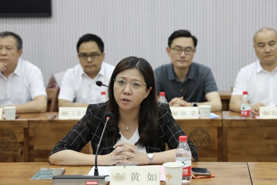 米乐(中国)mile·官方网页版,与东南大学签订产学研战略合作协议，瞿磊获颁“东南大学至善教育贡献奖”